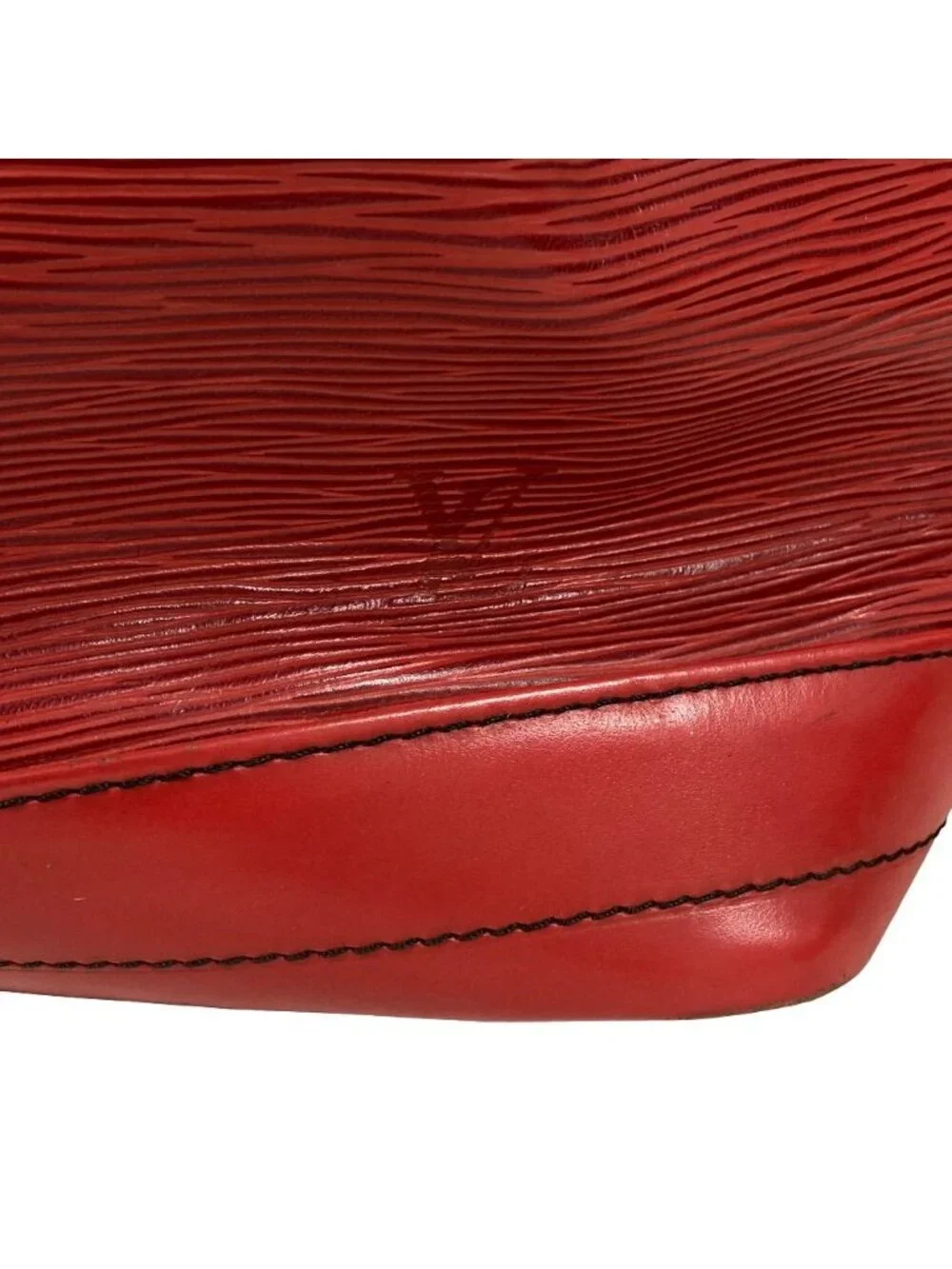 Louis Vuitton Epi Leather Noe Shoulder Bag Castilian